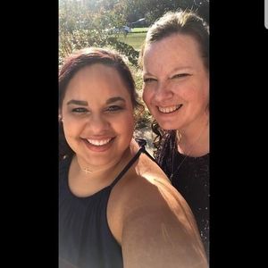 Meet your Posher, Debbie